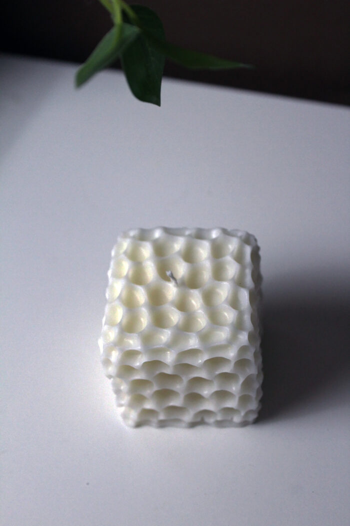 The Honeycomb cube - Image 4