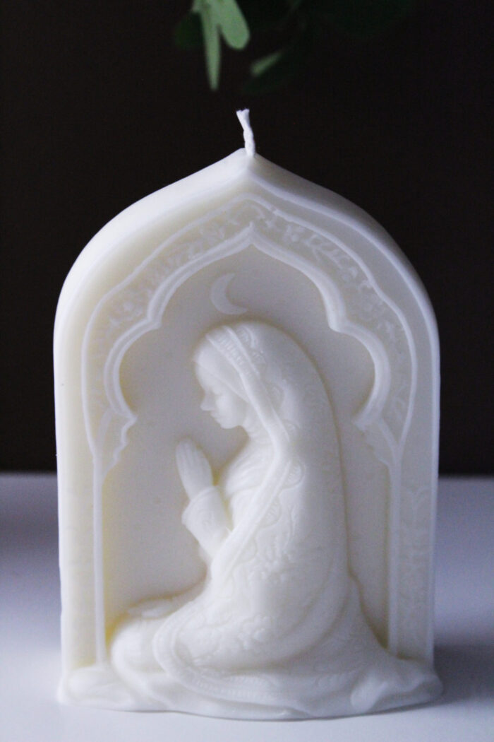 Praying Woman - Image 4