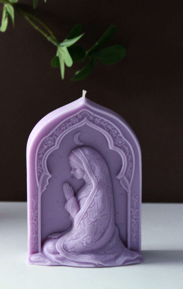 Praying Woman - Image 3