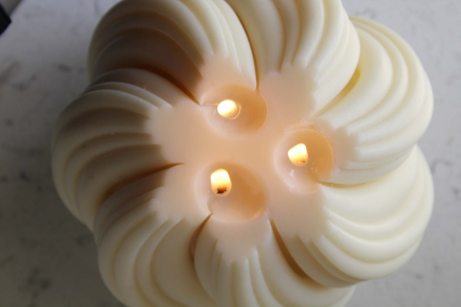 Amora handcrafted candles